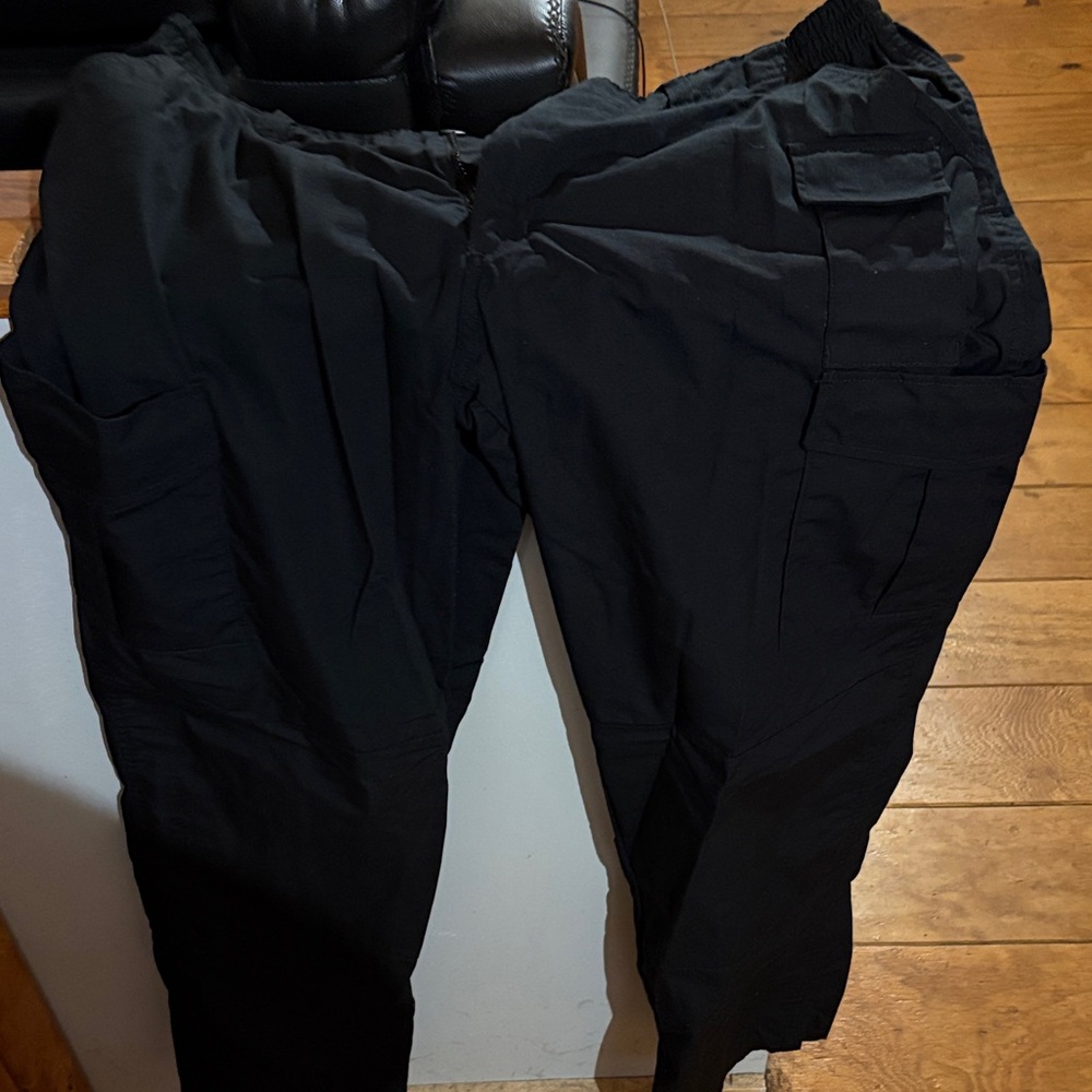 Propper Men's Dark Cargo Pants